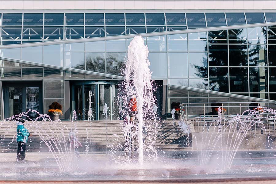 interactive fountain jets