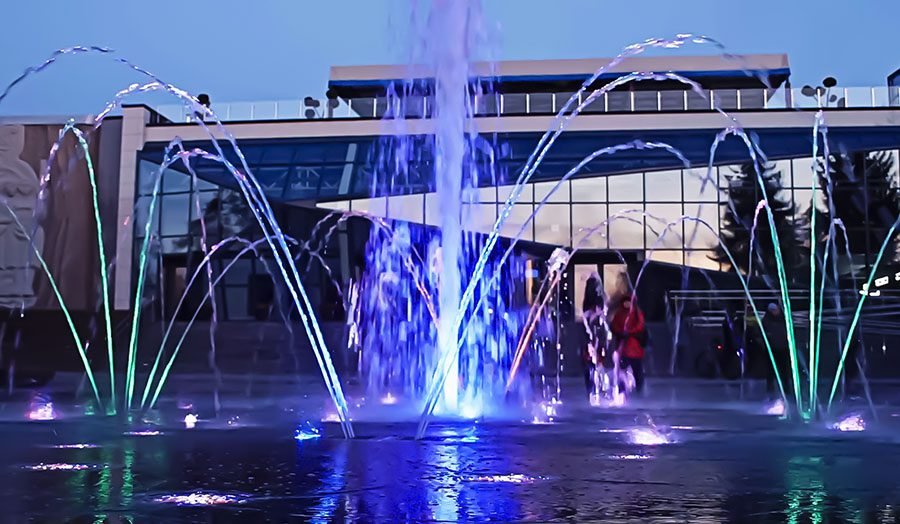 pedestrian fountain with light