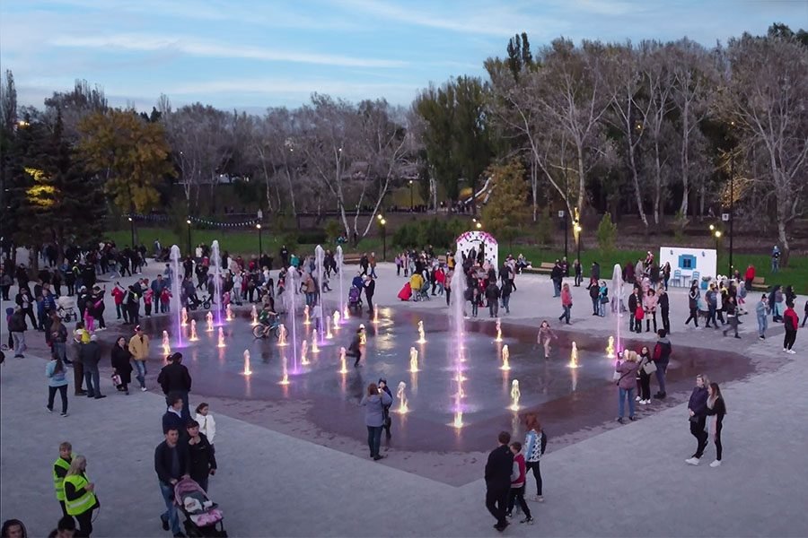 public fountain with light