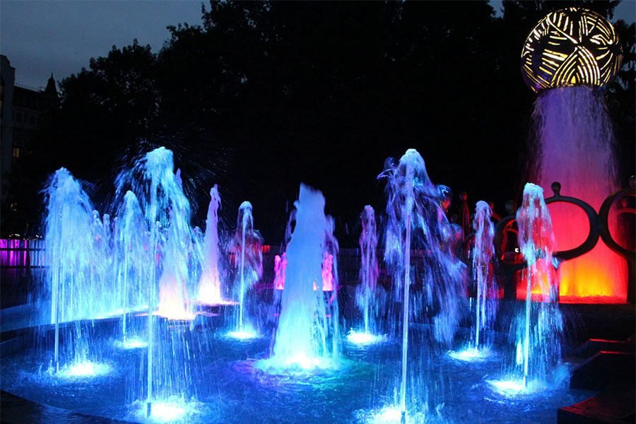 Color-changing LED fountain with vibrant water jets