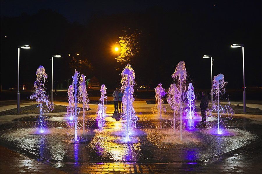 illuminated water jets